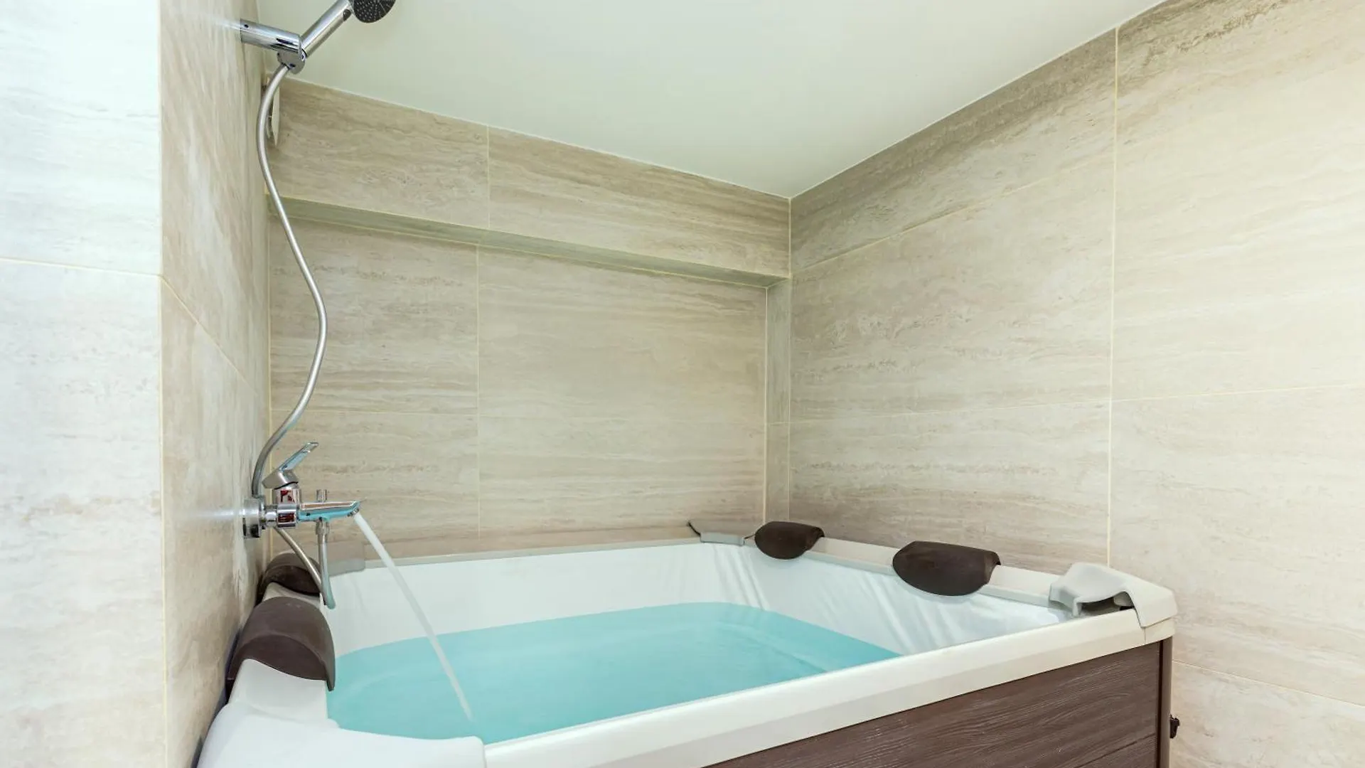Studio Climatise & Confortable - Paris 17 Appartamento