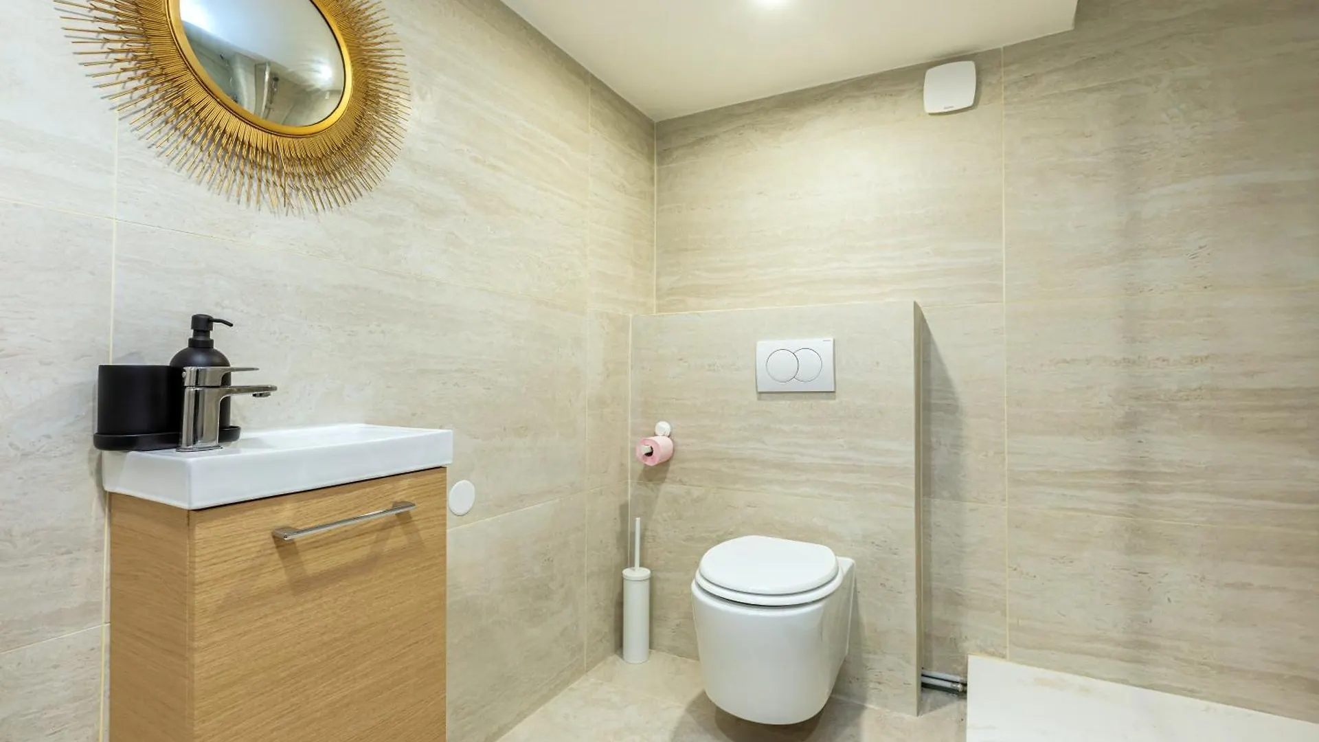Studio Climatise & Confortable - Paris 17 Appartamento